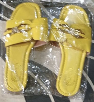 J C Slippers 50 pairs